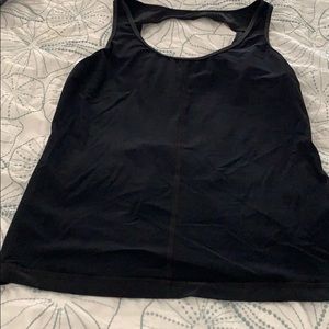 Lulu black tank